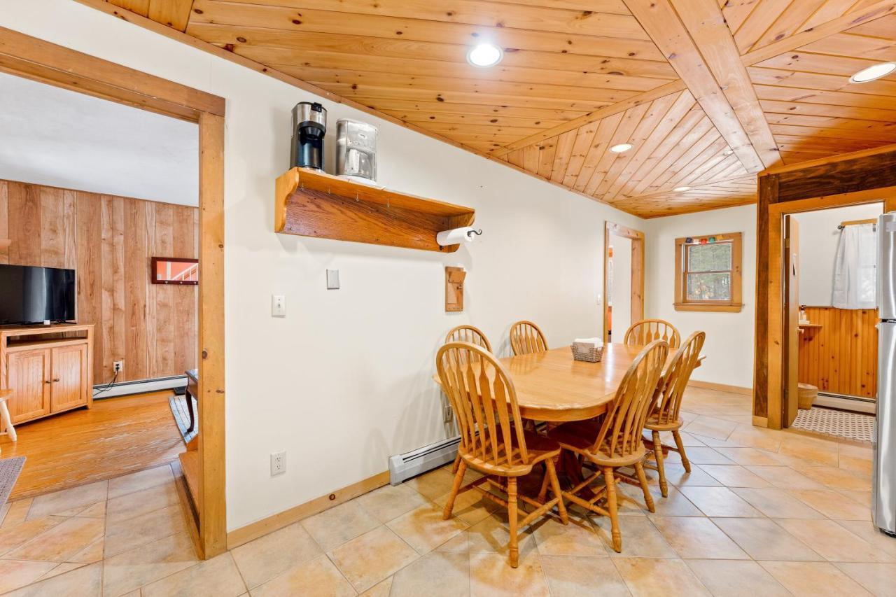 River Road Treehouse Retreat Warrensburg Exterior foto